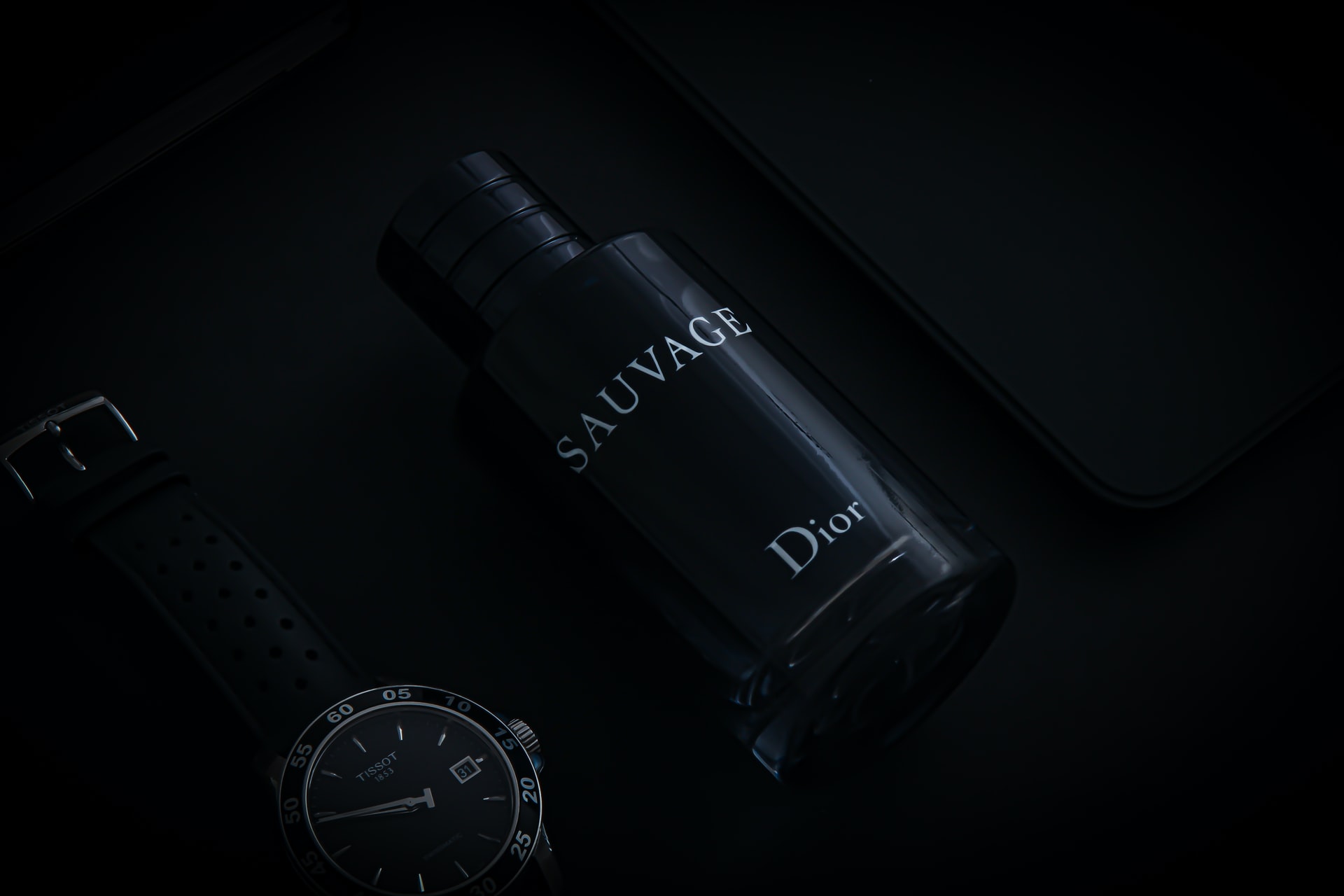 Dior Sauvage Dossier Review